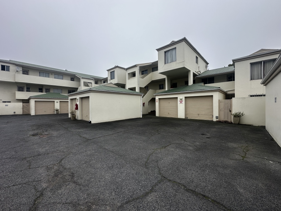 To Let 1 Bedroom Property for Rent in Table View Western Cape